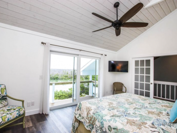 Captiva Island Vacation Rental with 6 Bedrooms & Pool Deeded Beach Access 4 Min Stroll Away